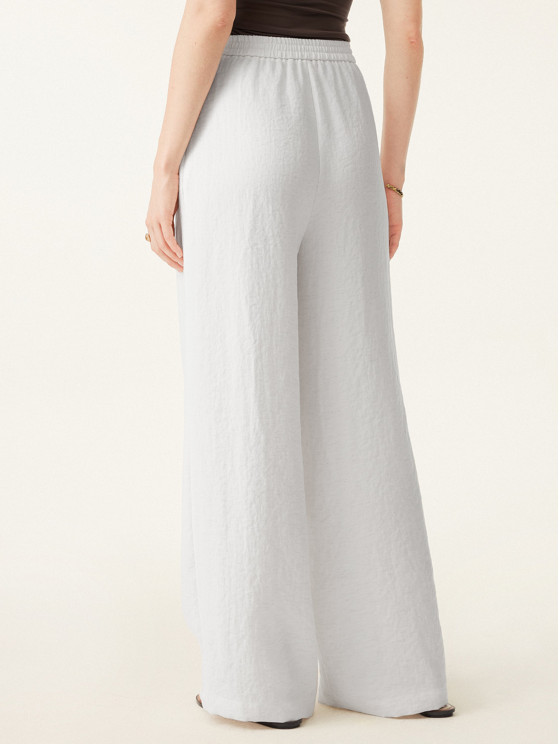 2Pcs Set V-neck Bra Top & Mid Rise Wide Leg Pant with Pockets - Image 10