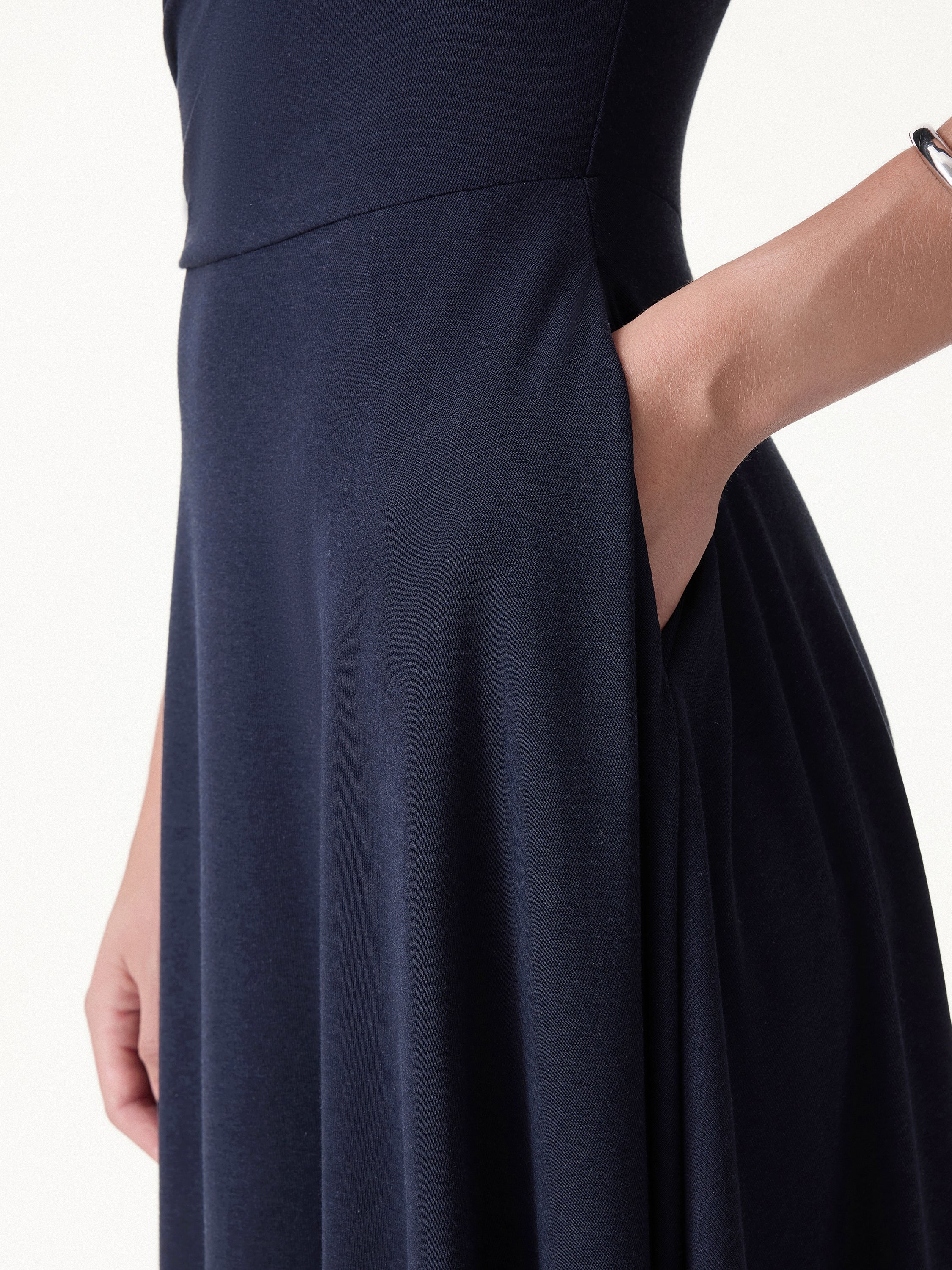 Asymmetrical Shoulder Tucked Midi Bra Dress with Pockets - Image 4
