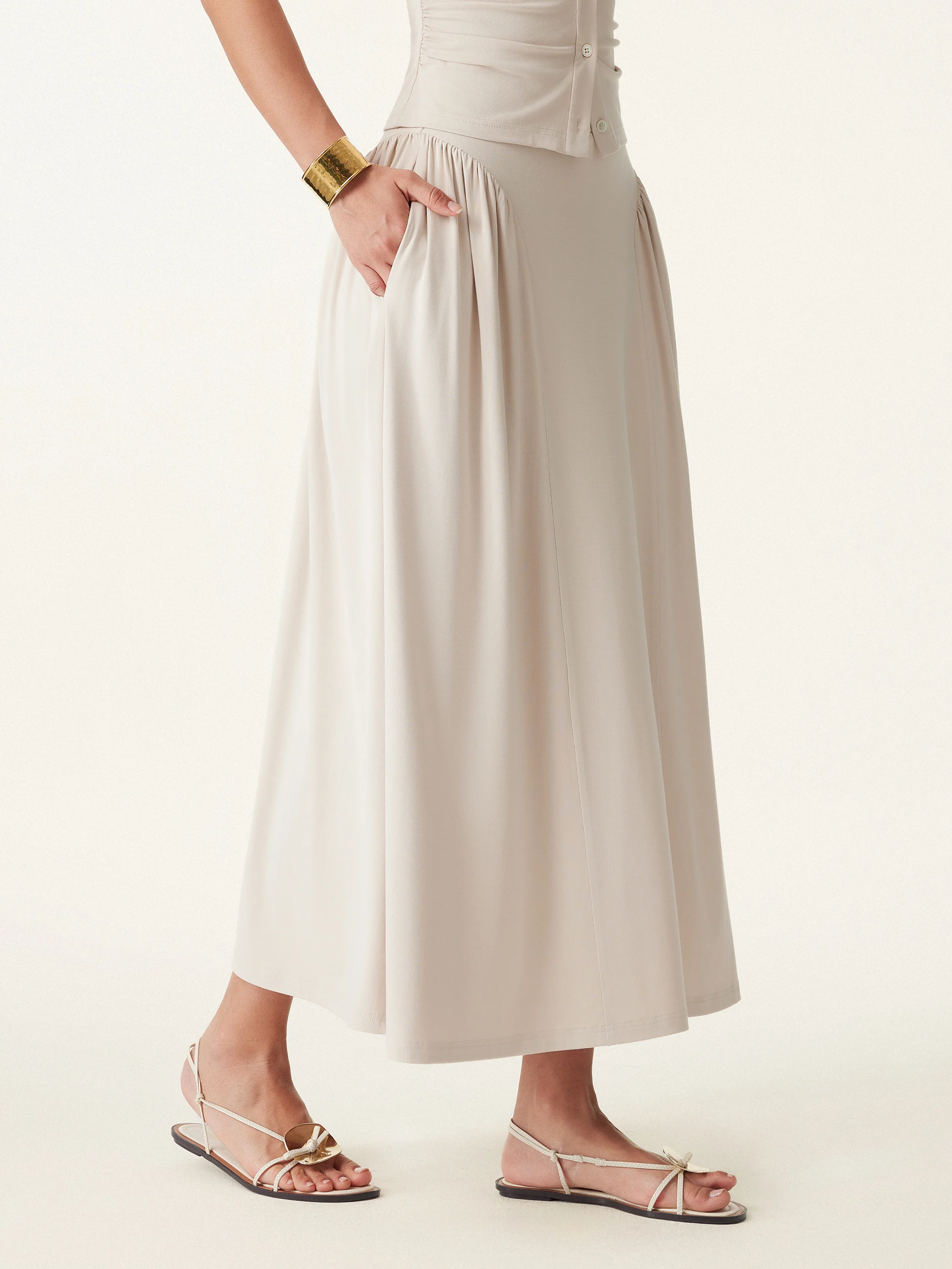 Curved Gathering Flared Midi Skirt with Pockets - Image 7