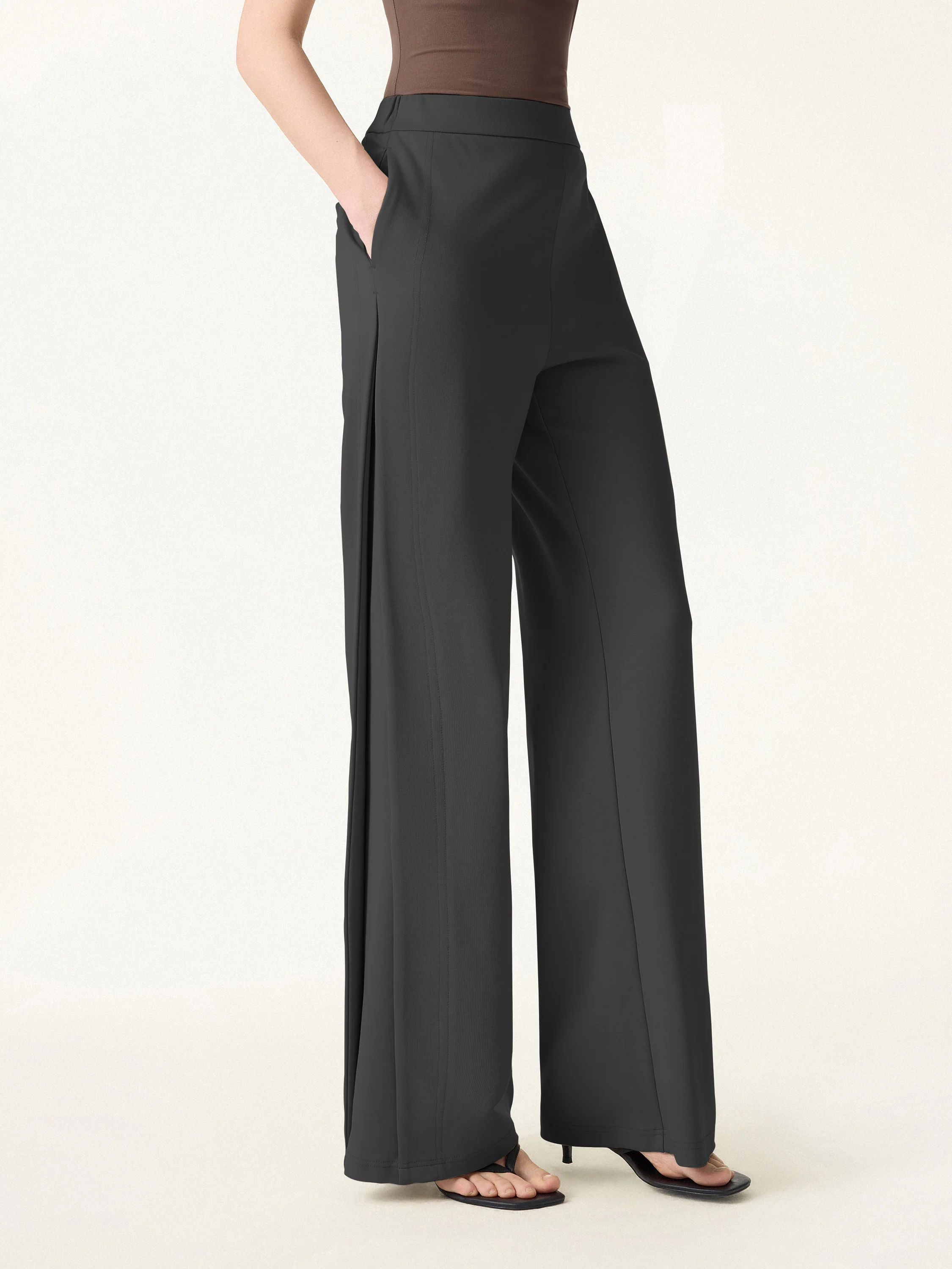 Drapey Mid Rise Wide Leg Pull-on Pant with Pockets