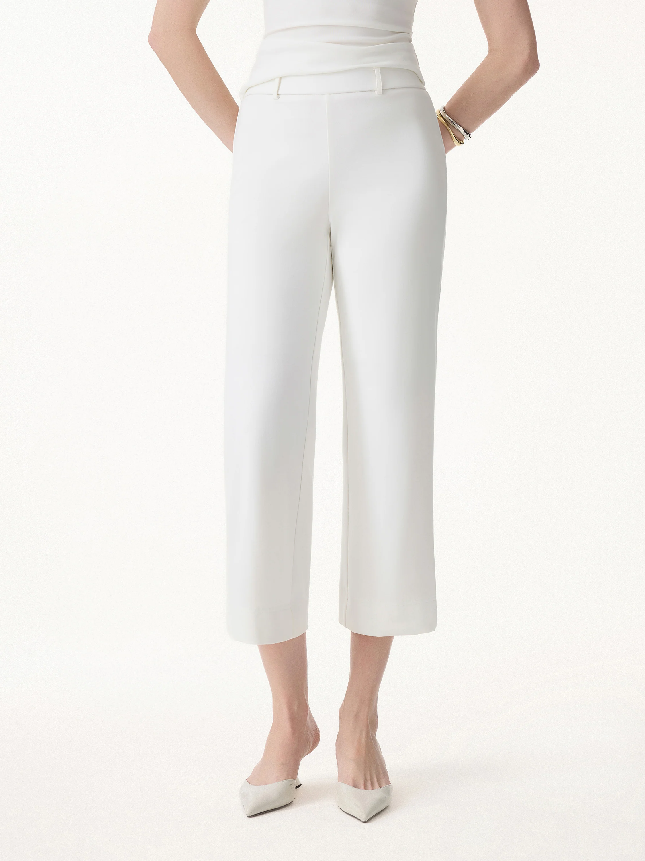 Not-See-Thru Mid Rise Cropped Wide Leg Pants with Pockets - Image 4