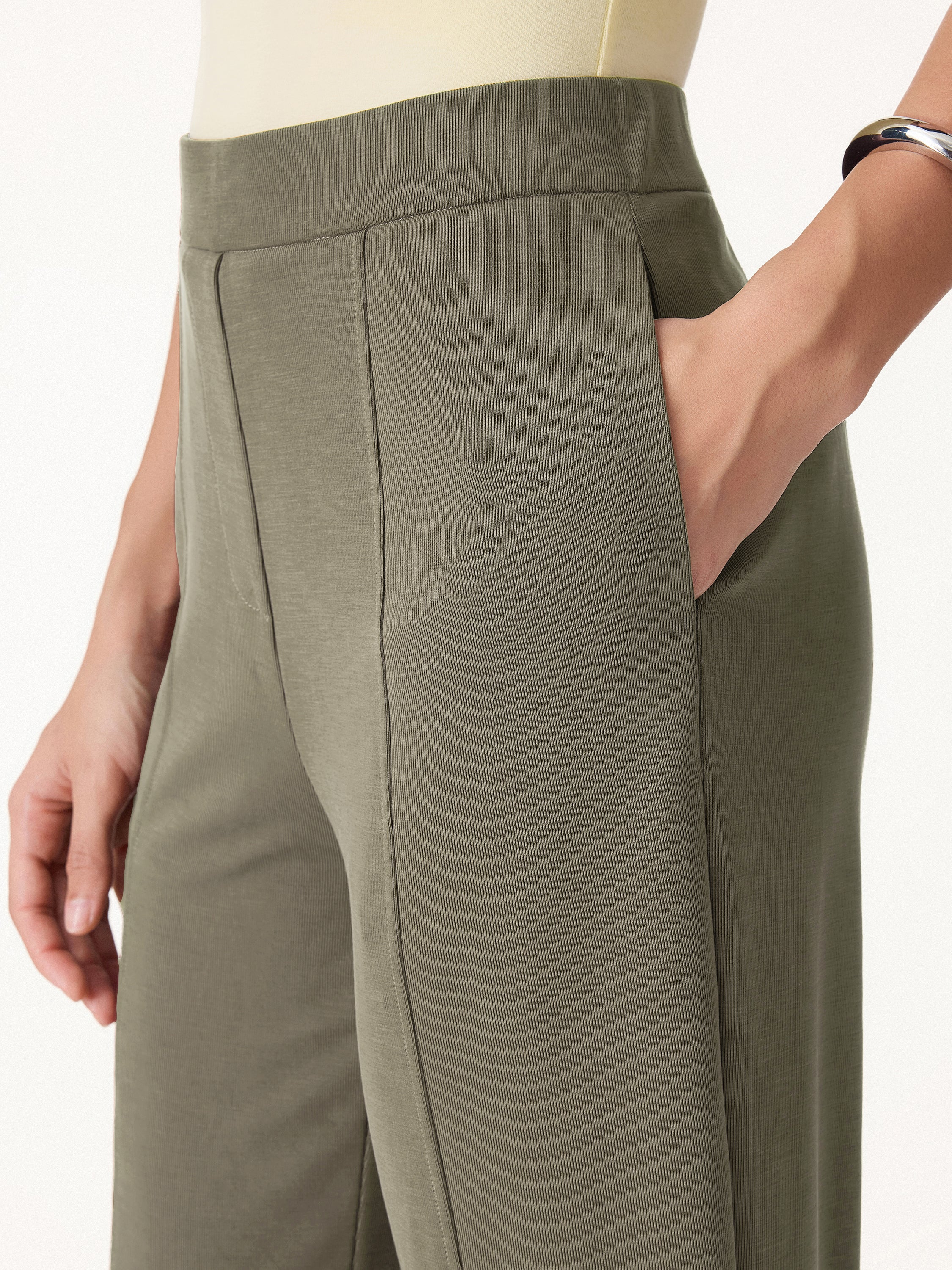 Sandwashed Mid Rise Cropped Balloon Pants - Image 6