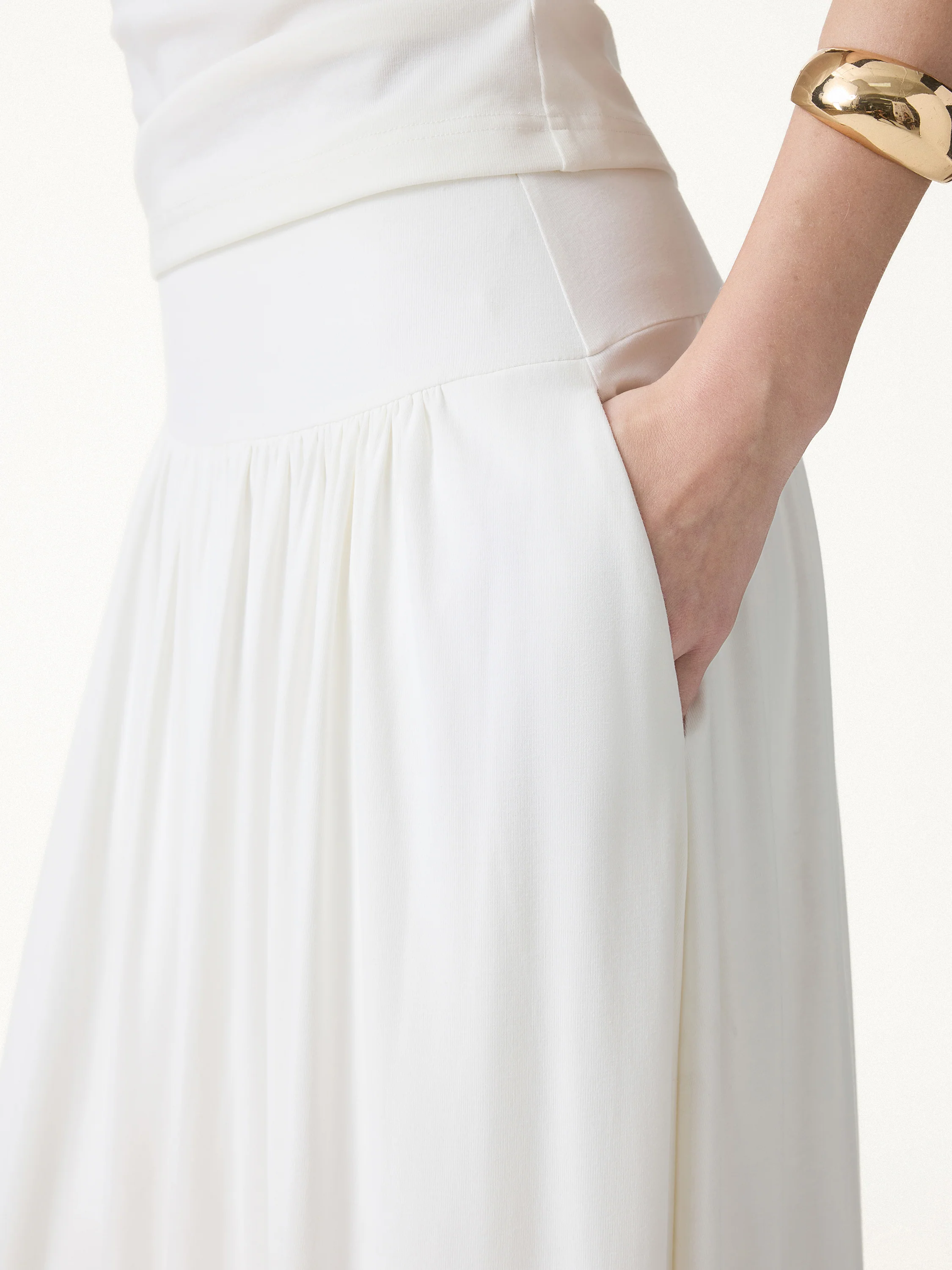 SkinKiss Mid Rise Gathered Midi Skirt with Pockets - Image 2